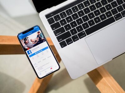 Facebook : un réseau social utile pour les avocats ?