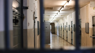 Avocats et magistrats connaissent-ils mal la prison ? (interview)