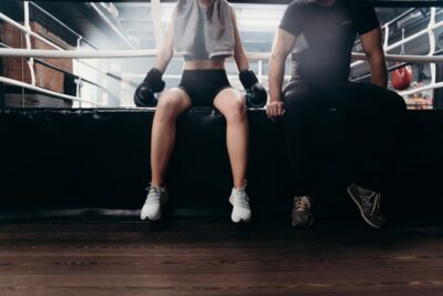 Faire du sport en arrêt de travail : Risque de licenciement ?