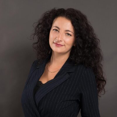 Maître Camelia HENTEA Avocat Paris