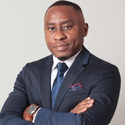 Maître Denis Gaël WOMASSOM TCHUANGOU  Paris 