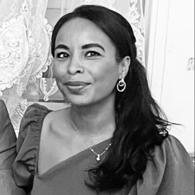 Maître Nadra FREJ  Paris 