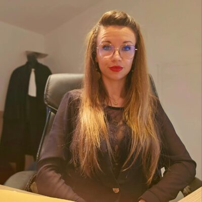 Maître Laurie MAS-FERRONI  Toulon 