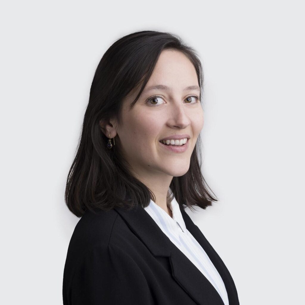 Maitre Maître Ines BOUZAYEN Avocat Paris