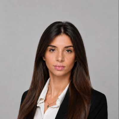 Maître Zoé HILDEVERT avocat CNDA Paris 17ème