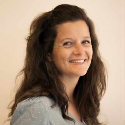 Maître Aurélie DELLA TORRE avocat conflit de voisinage La Rochelle