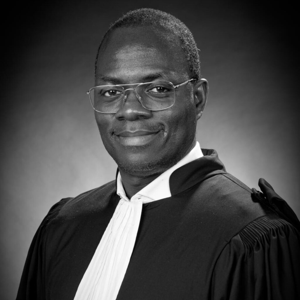 Maitre Maître Ghyslain HOUINDO Avocat Amiens