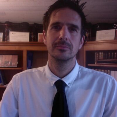 Maître Cédric DE LA CALLE avocat droit de la construction Questembert
